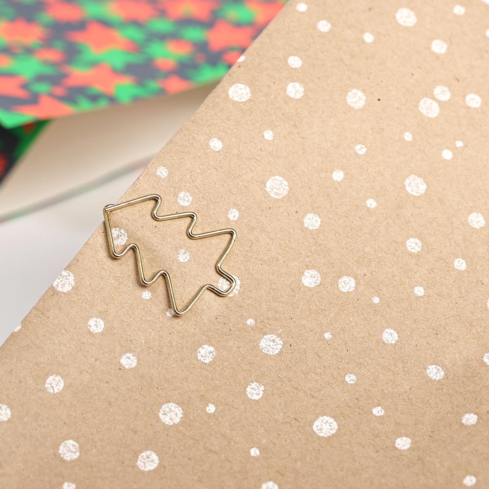 Papiergeschenktüte Weiße Punkte (M)