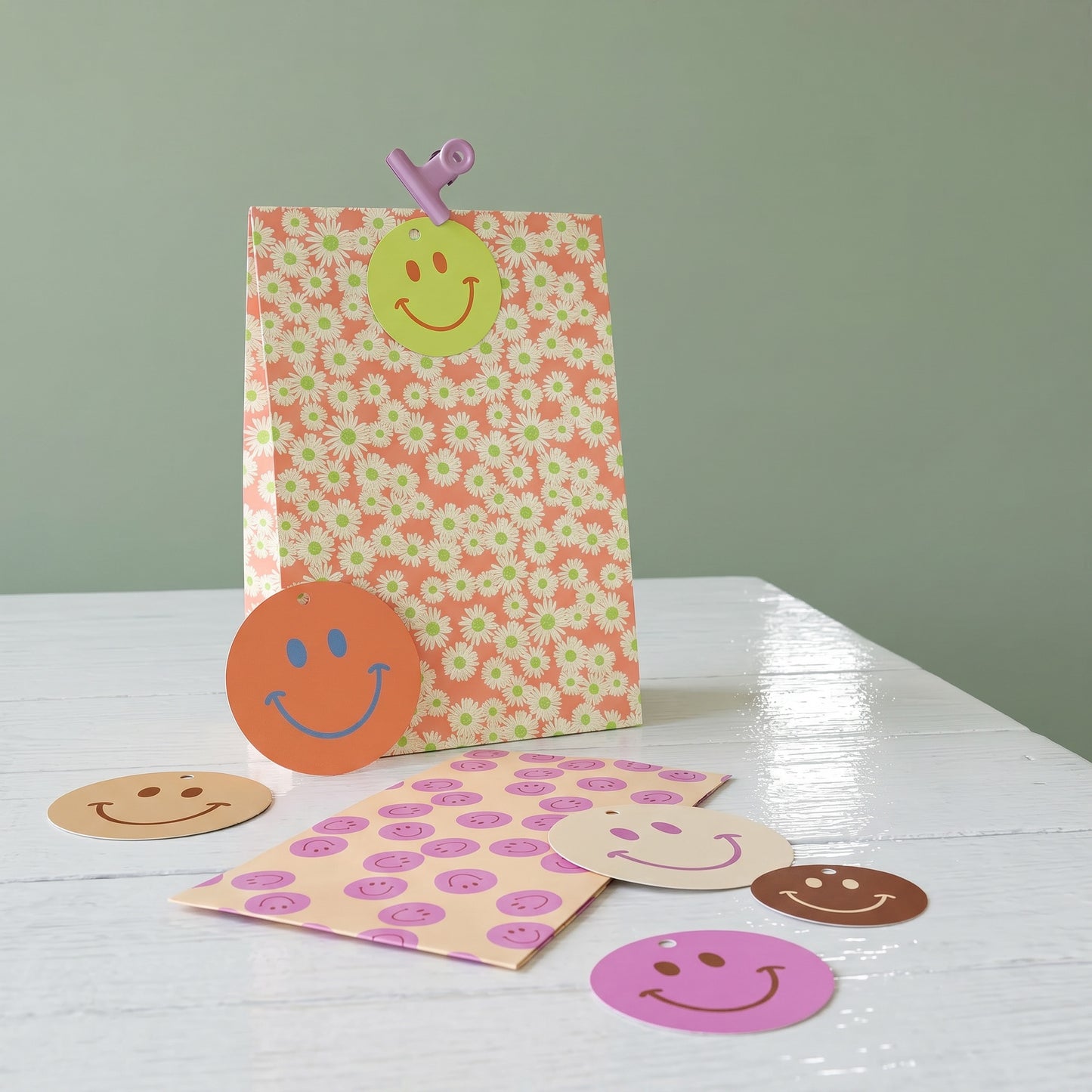 Papiergeschenktüte Big Confetti (S, mit Boden)