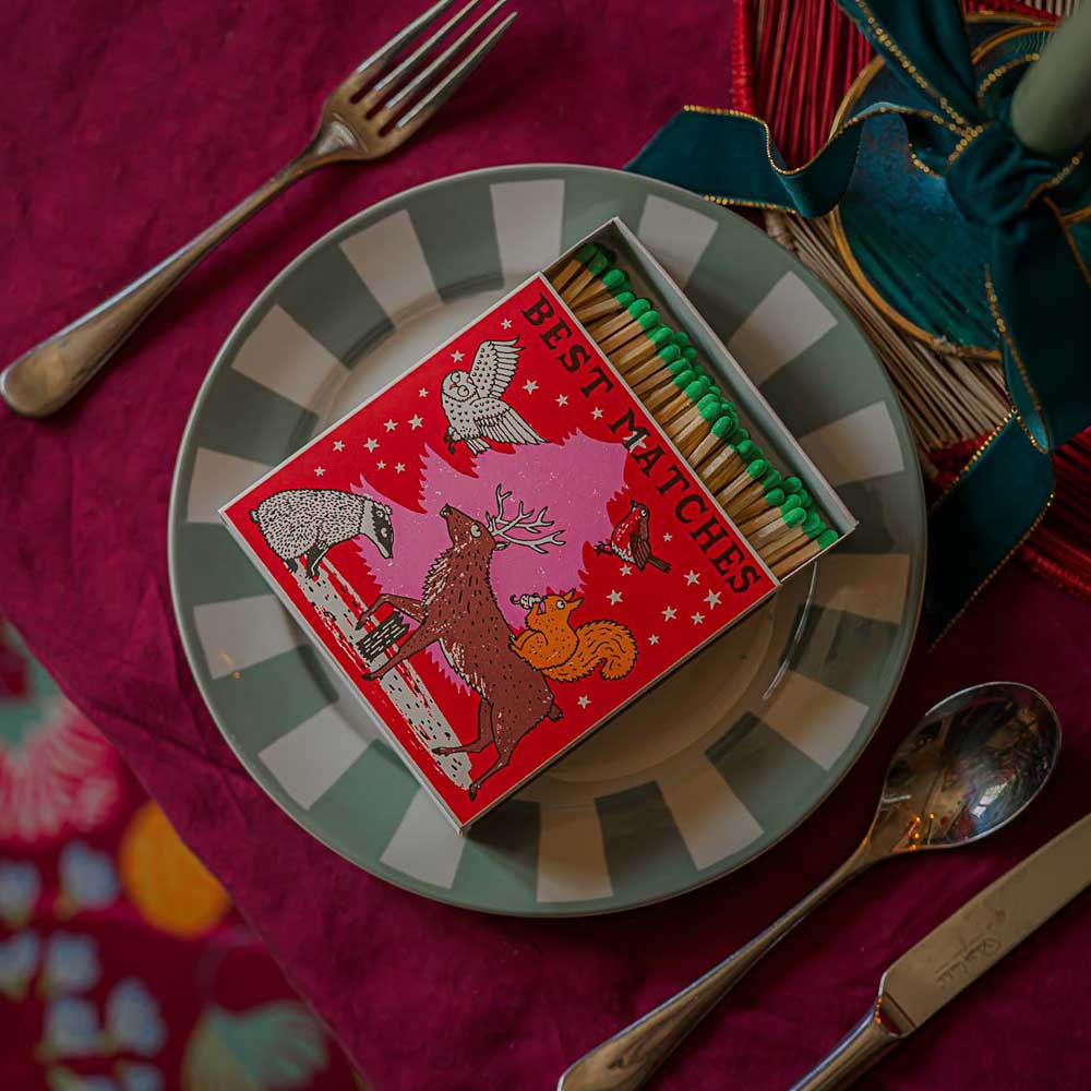 Luxury Matches Woodland B382