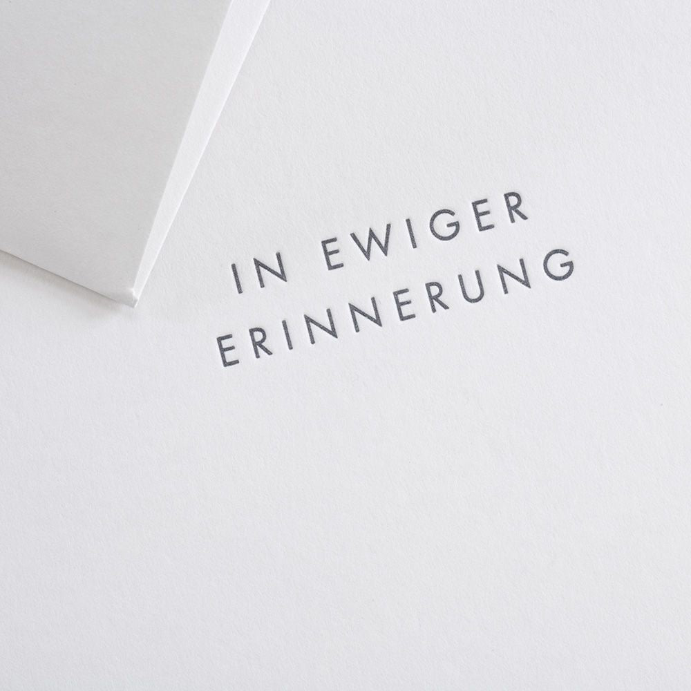 Folding card IN EVERLASTING MEMORY