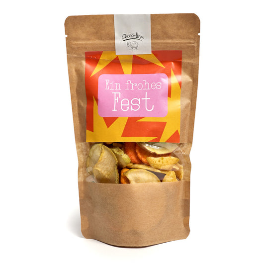 Gemüse-Frucht-Chips mit pikantem Nussmix